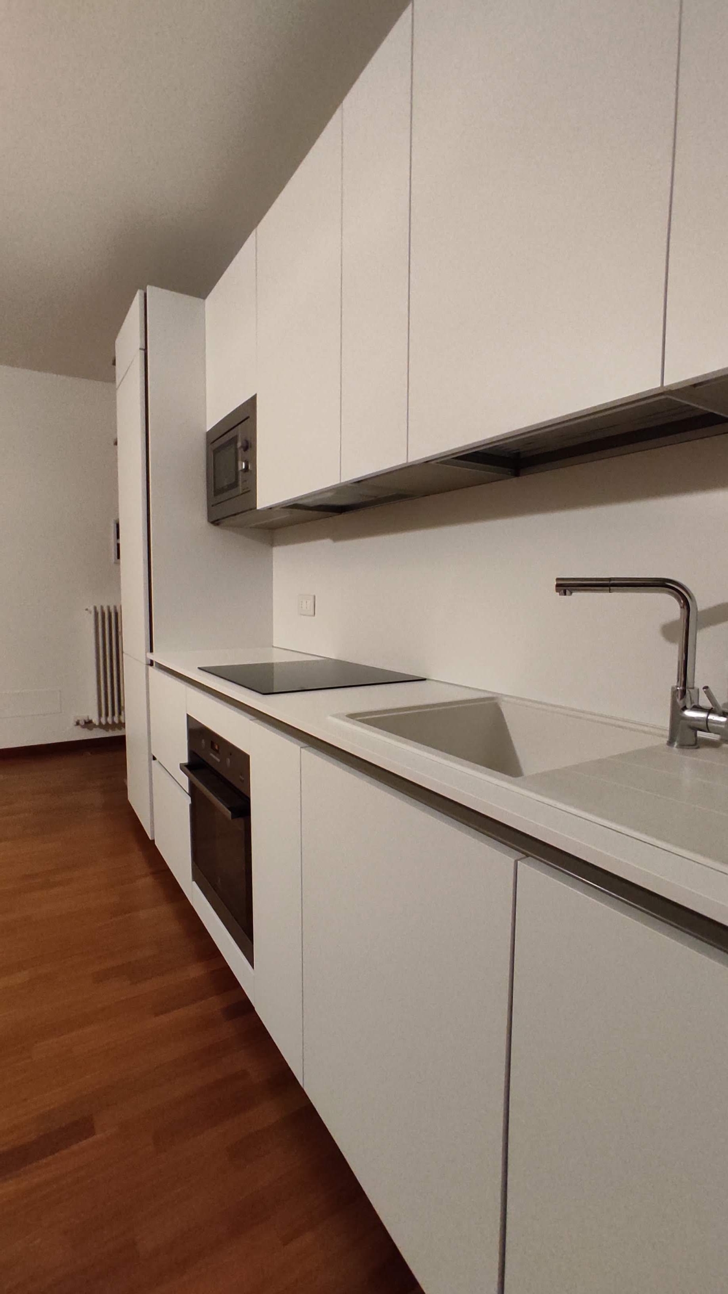 6 blocco cucina AFFITTO – Via Niccolò Macchiavelli 11A Paderno Dugnano (MI) – Bilocale