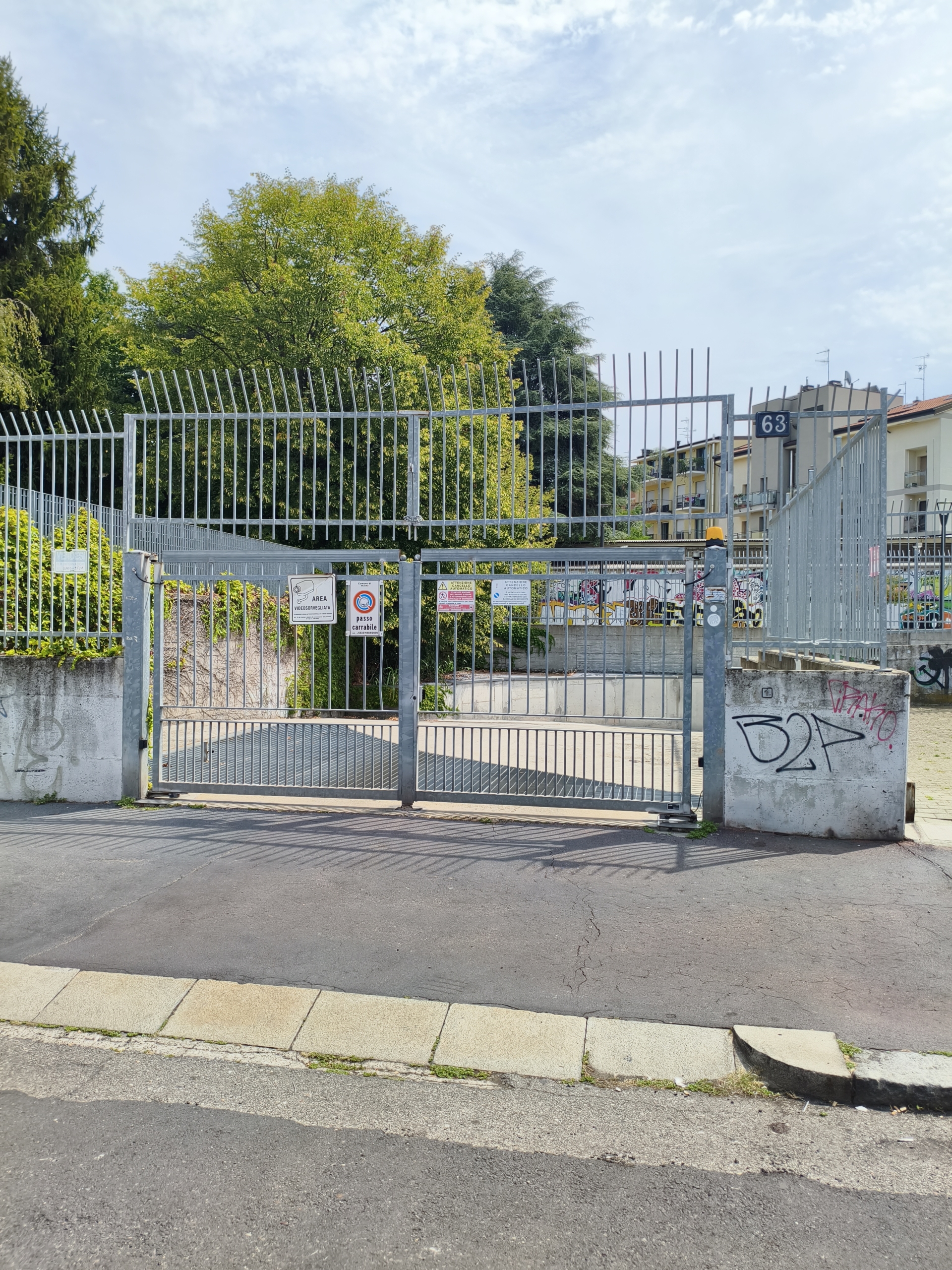 AFFITTO – Via Innocenzo Isimbardi 63 – BOX