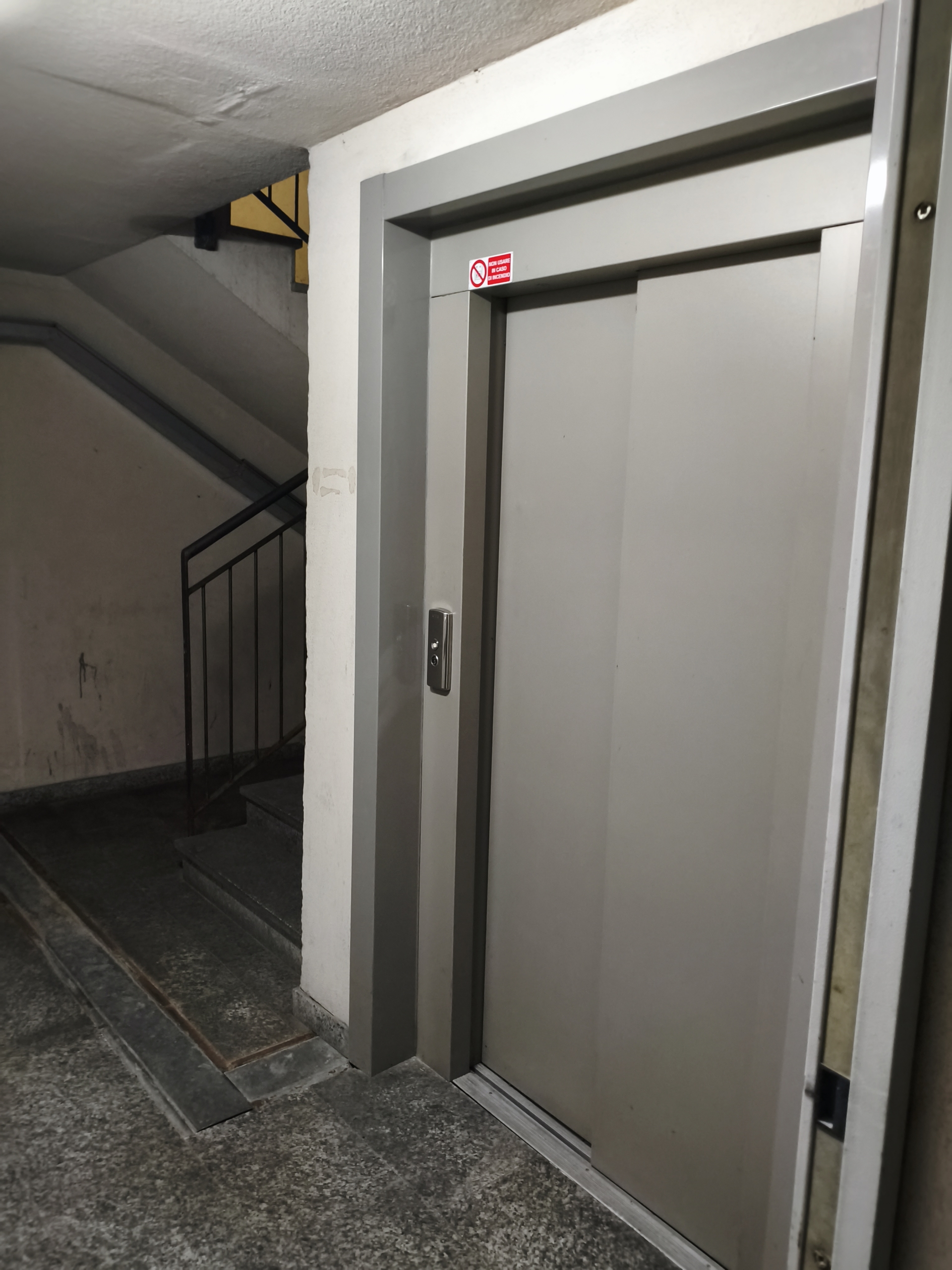 AFFITTO – Via Innocenzo Isimbardi 63 – BOX