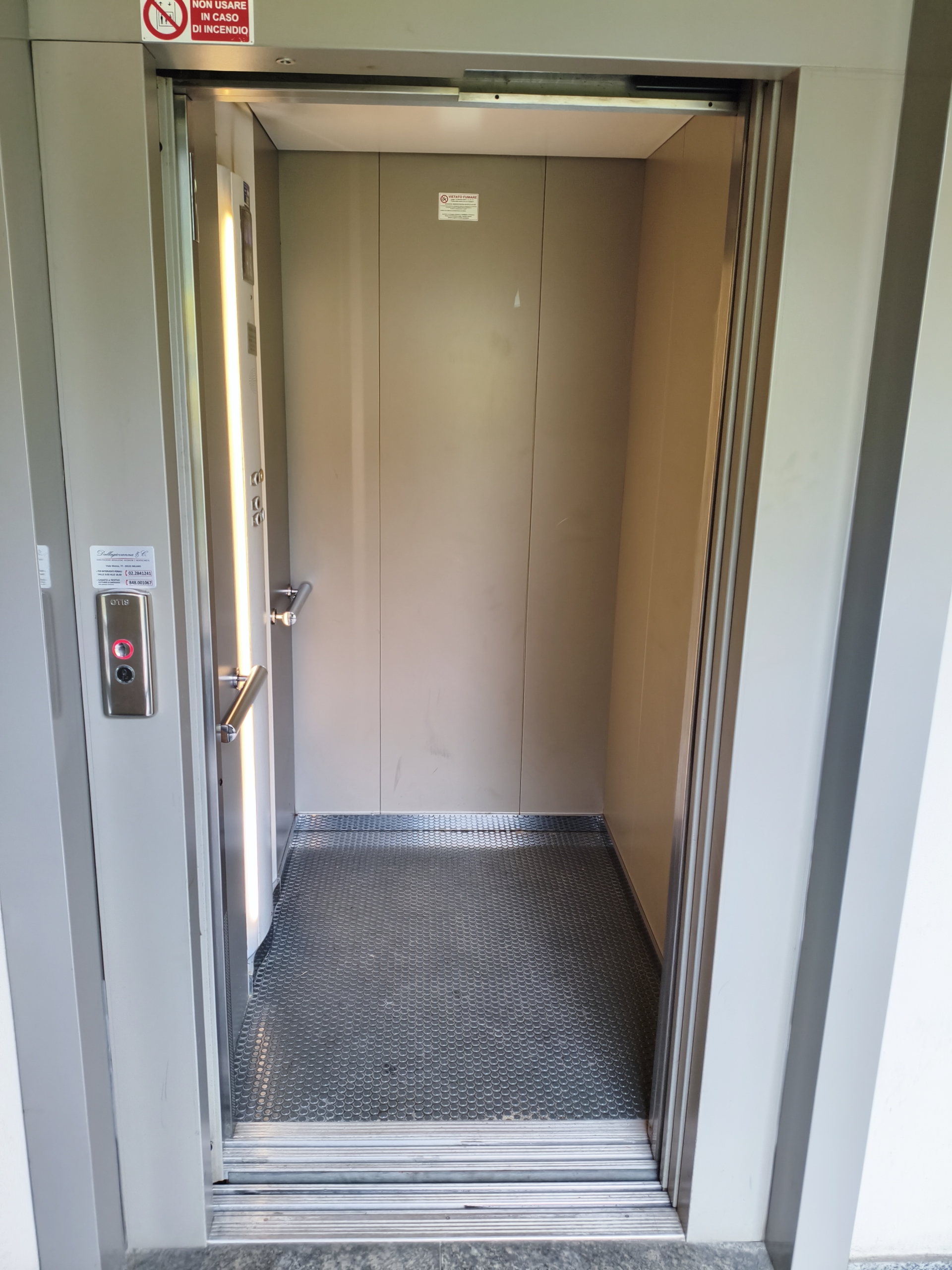 AFFITTO – Via Innocenzo Isimbardi 63 – BOX