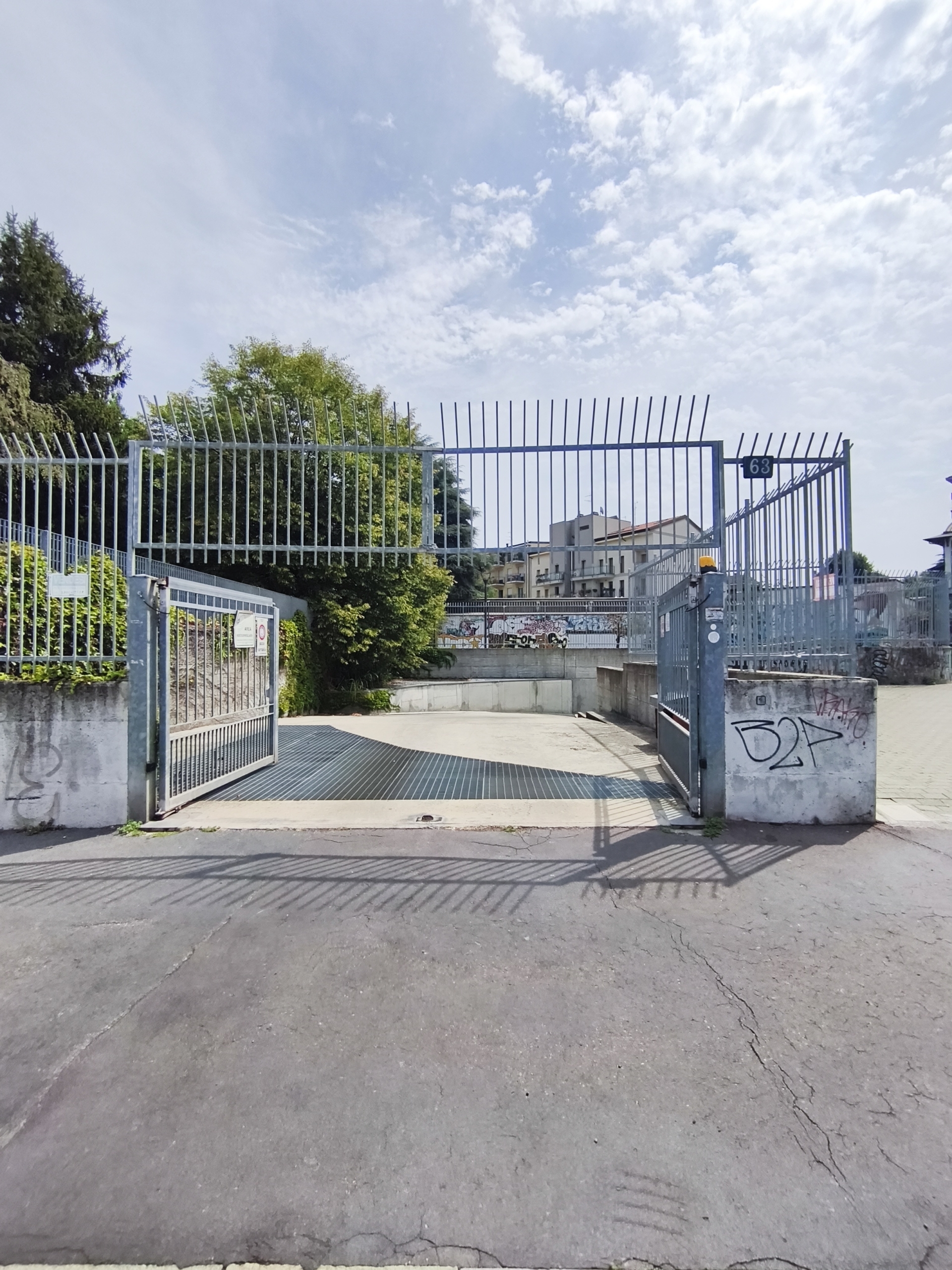 AFFITTO – Via Innocenzo Isimbardi 63 – BOX